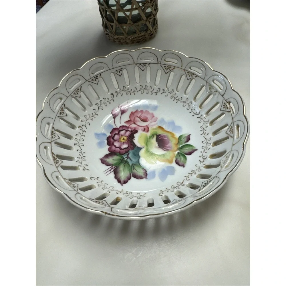 Antique Hand Painted Flowers 8‎ 1/4